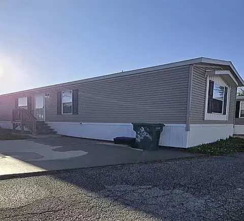 534 E 37th Ave #329, Hobart, IN 46342