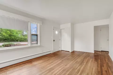 Living - 2 Eva Ter, Lake Bluff, IL 60044 photo 1 of 2