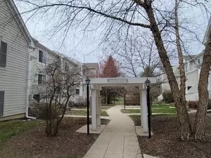 59 S Treehouse Ln S #59, Round Lake, IL 60073