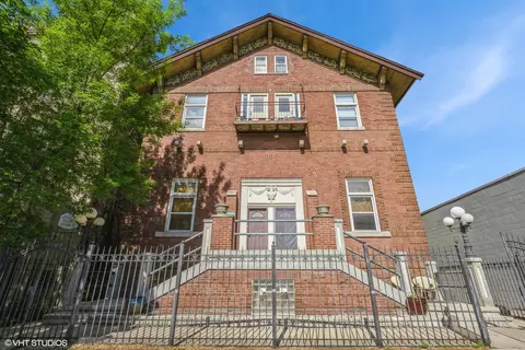 2350 N Kedzie Ave #F, Chicago, IL 60647