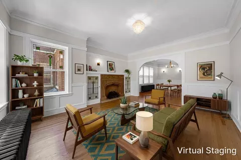 Living - 5341 W Wrightwood Ave, Chicago, IL 60639 photo 3 of 7