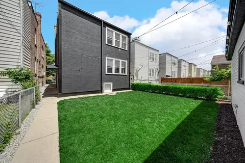 Exterior - 5341 W Wrightwood Ave, Chicago, IL 60639 photo 6 of 9