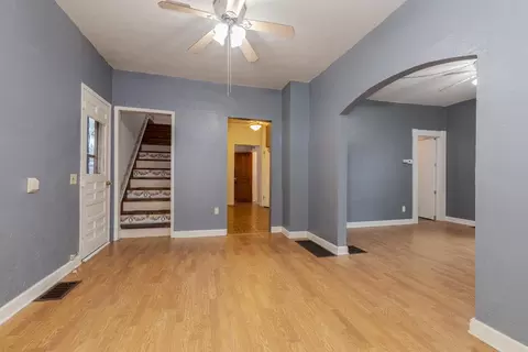 Living - 614 E Ash St, Chatsworth, IL 60921 photo 8 of 8