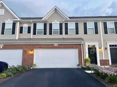 3383 Helene Rieder Dr, Montgomery, IL 60538
