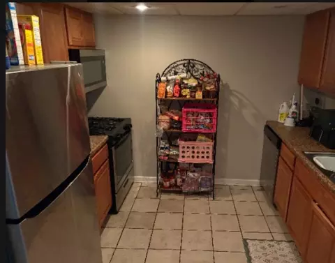 224 E Bailey Rd #G, Naperville, IL 60565 photo 5
