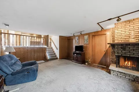 Living - 16955 S Bernardine St, Lansing, IL 60438 photo 4 of 5