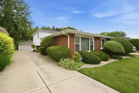 Exterior - 16955 S Bernardine St, Lansing, IL 60438 photo 2 of 3