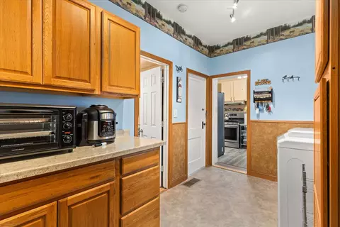 Other - 832 E Jefferson St, Morris, IL 60450 photo 7 of 8