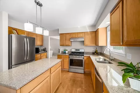 1133 Stonegate Ct, Bartlett, IL 60103 photo 7