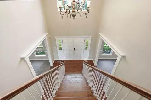 Entry Way - 1130 Championship Dr, Elgin, IL 60124 photo 4 of 6