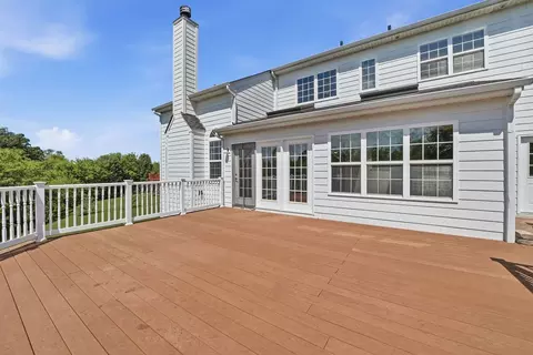 Exterior - 1130 Championship Dr, Elgin, IL 60124 photo 3 of 10
