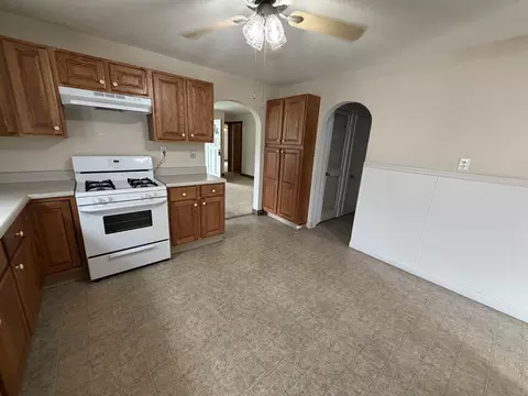 Kitchen - 409 Wortby St, Odin, IL 62870 photo 1 of 2