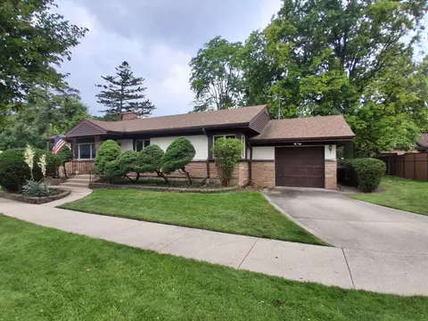 1400 Park Ridge Blvd, Park Ridge, IL 60068
