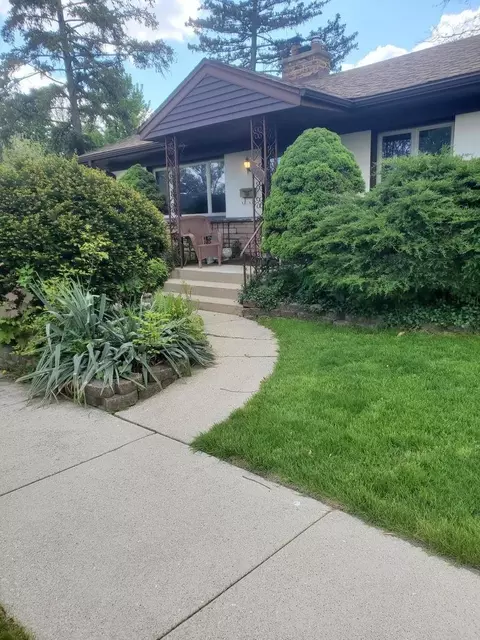 1400 Park Ridge Blvd, Park Ridge, IL 60068