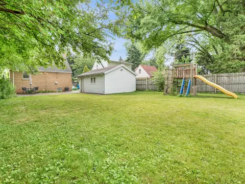 Exterior - 528 Maple Ln, Hillside, IL 60162 photo 5 of 7