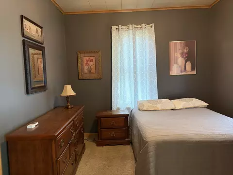Bedroom - 1915 9th St, Peru, IL 61354 photo 1 of 2