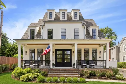 314 W 2nd St, Hinsdale, IL 60521