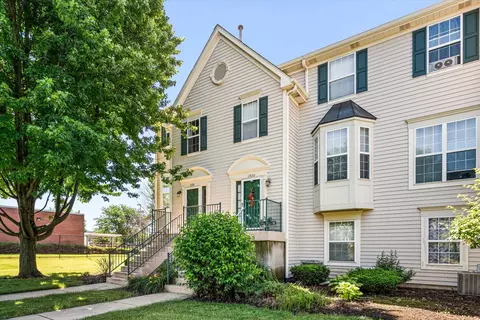 1924 Grandview Pl, Montgomery, IL 60538