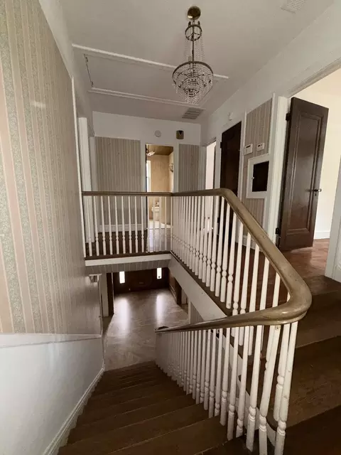Entry Way - 14200 S Burnham Ave, Burnham, IL 60633 photo 2 of 3