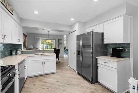 Kitchen - 1143 Coldspring Rd, Elgin, IL 60120 photo 2 of 3