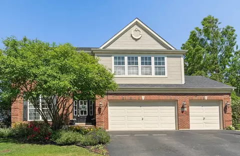 230 Ian Ave, New Lenox, IL 60451