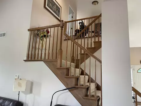 Entry Way - Undisclosed, Des Plaines, IL 60016 photo 6 of 12