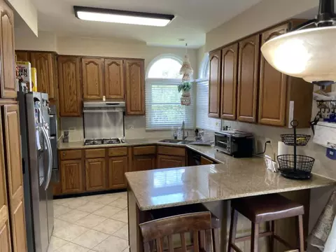 Kitchen - Undisclosed, Des Plaines, IL 60016 photo 3 of 4