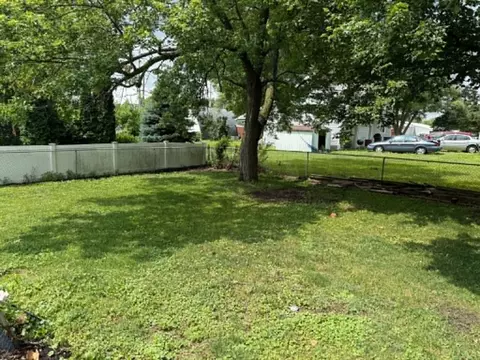 Exterior - 206 S Park St, Alpha, IL 61413 photo 3 of 3