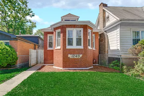 1249 W 97th St, Chicago, IL 60643