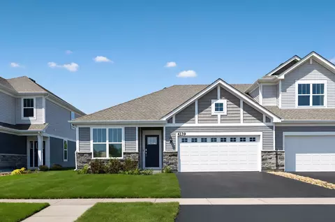 4139 Meadowridge Rd, Woodstock, IL 60098