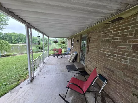 Exterior - 23041 Moline Rd, Sterling, IL 61081 photo 10 of 11