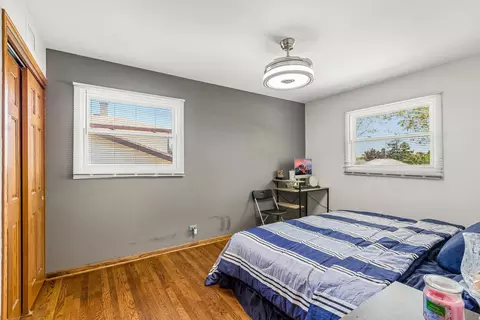 Bedroom - 774 Polynesian Dr, Des Plaines, IL 60016 photo 2 of 5