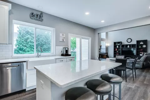 Kitchen - 24715 Generation Dr, Plainfield, IL 60585 photo 6 of 7