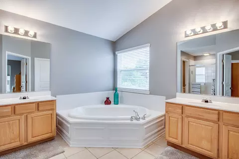 Bath - 24715 Generation Dr, Plainfield, IL 60585 photo 1 of 5
