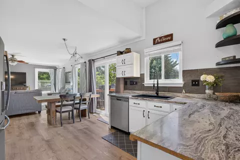 Kitchen - 2067 Stephen St, Aurora, IL 60502 photo 1 of 4