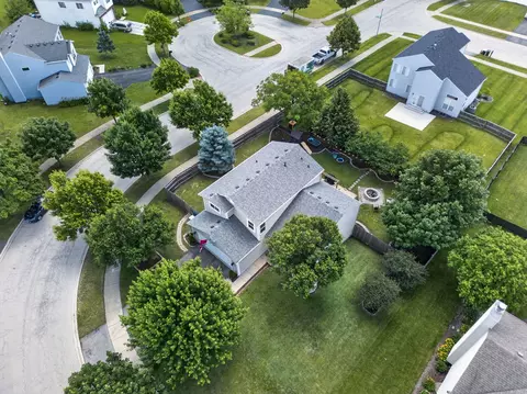 View/Area - 2067 Stephen St, Aurora, IL 60502 photo 1 of 3