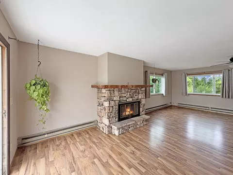 Living - 2508 Lundgren Rd, Pecatonica, IL 61063 photo 1 of 6