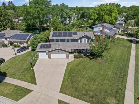 View/Area - 1660 Clavinia Ave, Deerfield, IL 60015 photo 4 of 11