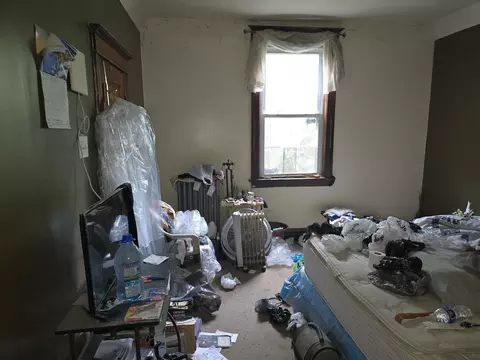 Bedroom - 6831 S Emerald Ave, Chicago, IL 60621 photo 1 of 4