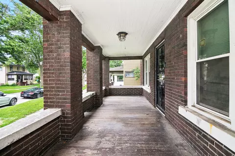 Exterior - 361-365 S Evergreen Ave, Kankakee, IL 60901 photo 2 of 3