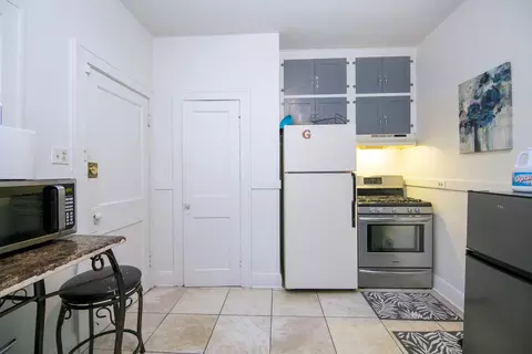 Kitchen - 361-365 S Evergreen Ave, Kankakee, IL 60901 photo 2 of 4