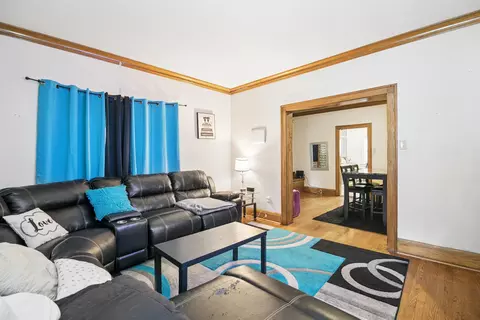 Living - 361-365 S Evergreen Ave, Kankakee, IL 60901 photo 1 of 5