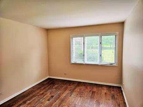 Other - 1932 Golf View Dr, Bartlett, IL 60103 photo 3 of 12