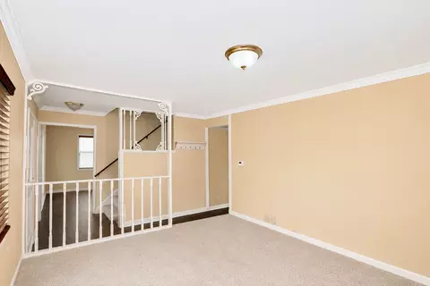 Living - 1751 Taft Ave, Rolling Meadows, IL 60008 photo 1 of 7