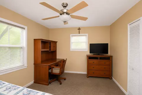 Bedroom - 1751 Taft Ave, Rolling Meadows, IL 60008 photo 6 of 7