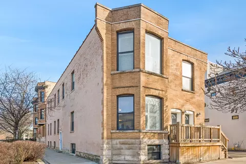 2427 N Seminary Ave #1, Chicago, IL 60614