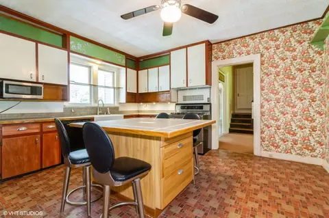 Kitchen - 100 E Miller Ave, Hinckley, IL 60520 photo 3 of 6