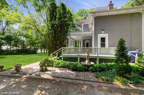 Exterior - 100 E Miller Ave, Hinckley, IL 60520 photo 2 of 12