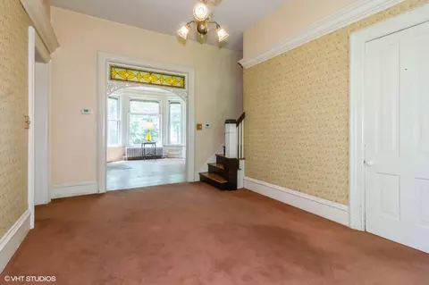 Entry Way - 100 E Miller Ave, Hinckley, IL 60520 photo 2 of 4