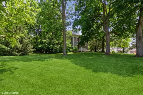 Exterior - 100 E Miller Ave, Hinckley, IL 60520 photo 11 of 12
